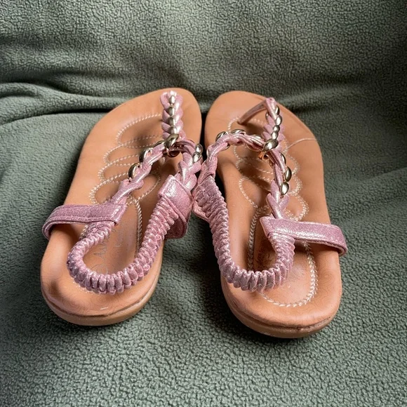 Sandals - Picture 5 of 5